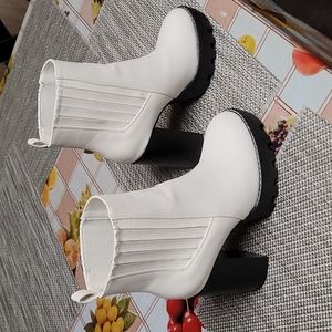 Forever 21 faux leather platform boots